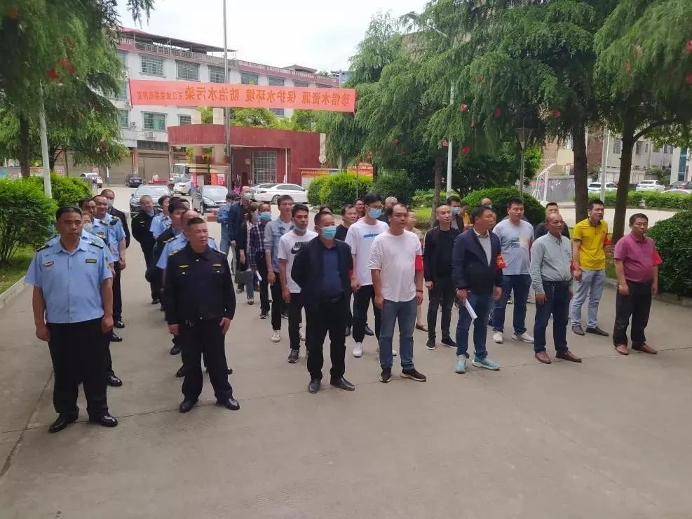 石江镇：红色“护田员”织牢耕地保护网