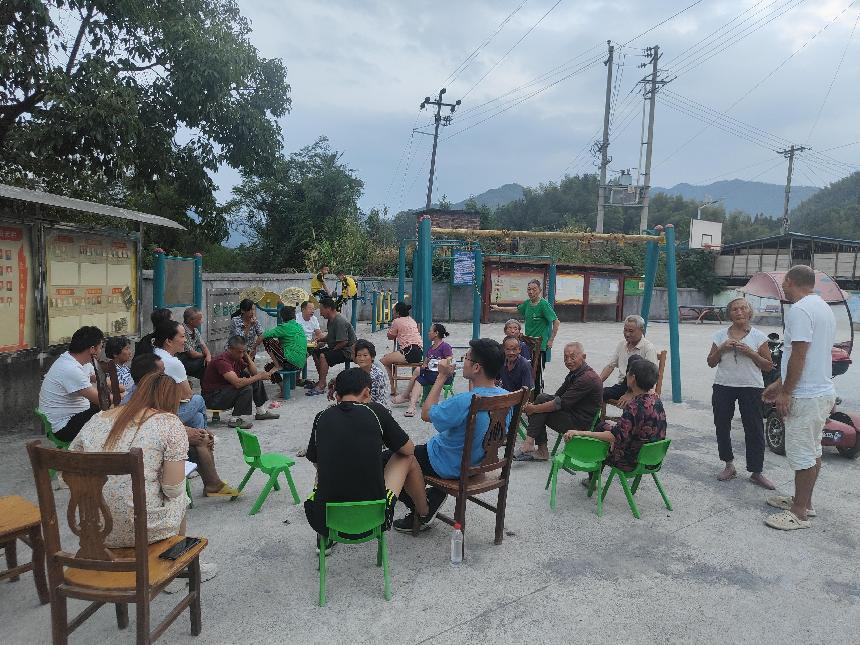 洞口县桐山乡：院落会助推自建房消防安全宣传