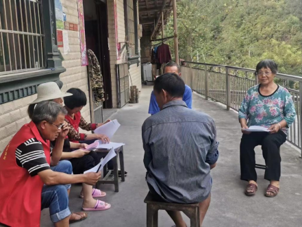 渣坪乡扎实做好森林防灭火工作