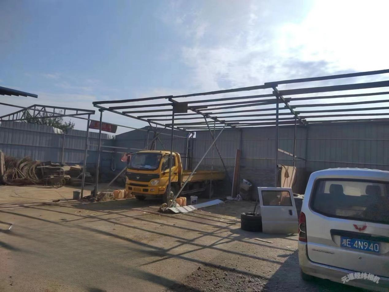 杨林镇：依法依规开展违章建筑拆除行动