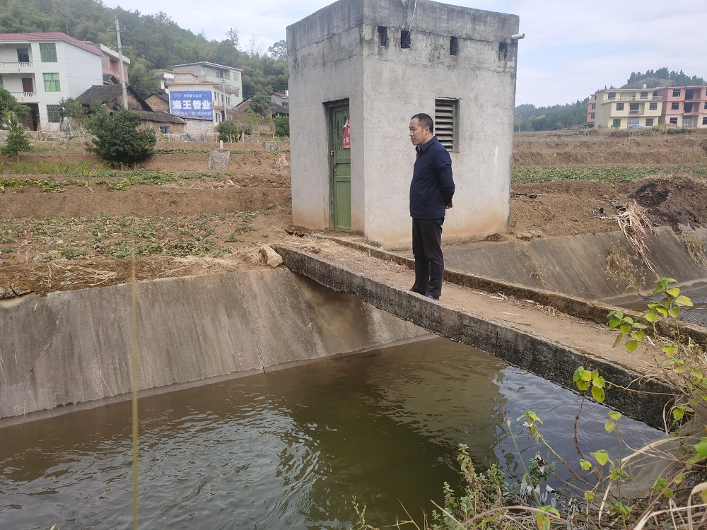 杨林镇：把人民群众饮水安全放在第一位