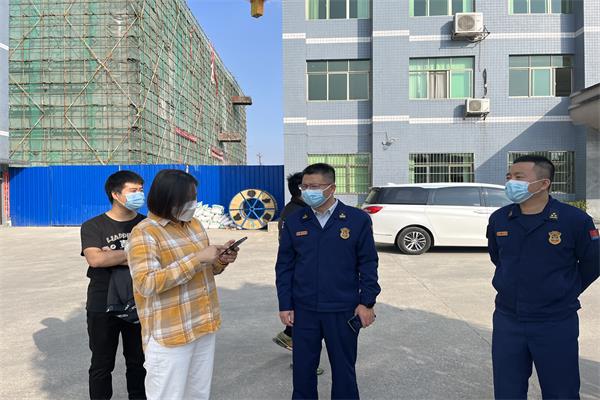 洞口县消防救援大队走进辖区复工复产企业开展消防安全检查
