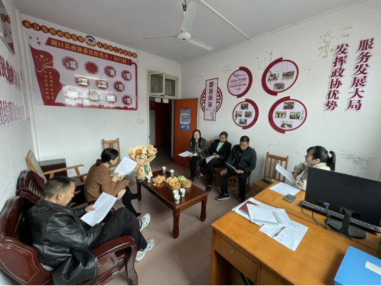 【洞口县学习宣传贯彻党的二十大精神】【建好学习大讲台 讲好新思想】之十四 山门镇政协联络组学习贯彻党的二十大精神