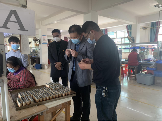 【洞口县学习宣传贯彻党的二十大精神】【建好实干大擂台 拼出新担当】之五十六 毓兰镇：多措并举推进易地搬迁点迈上“新台阶”