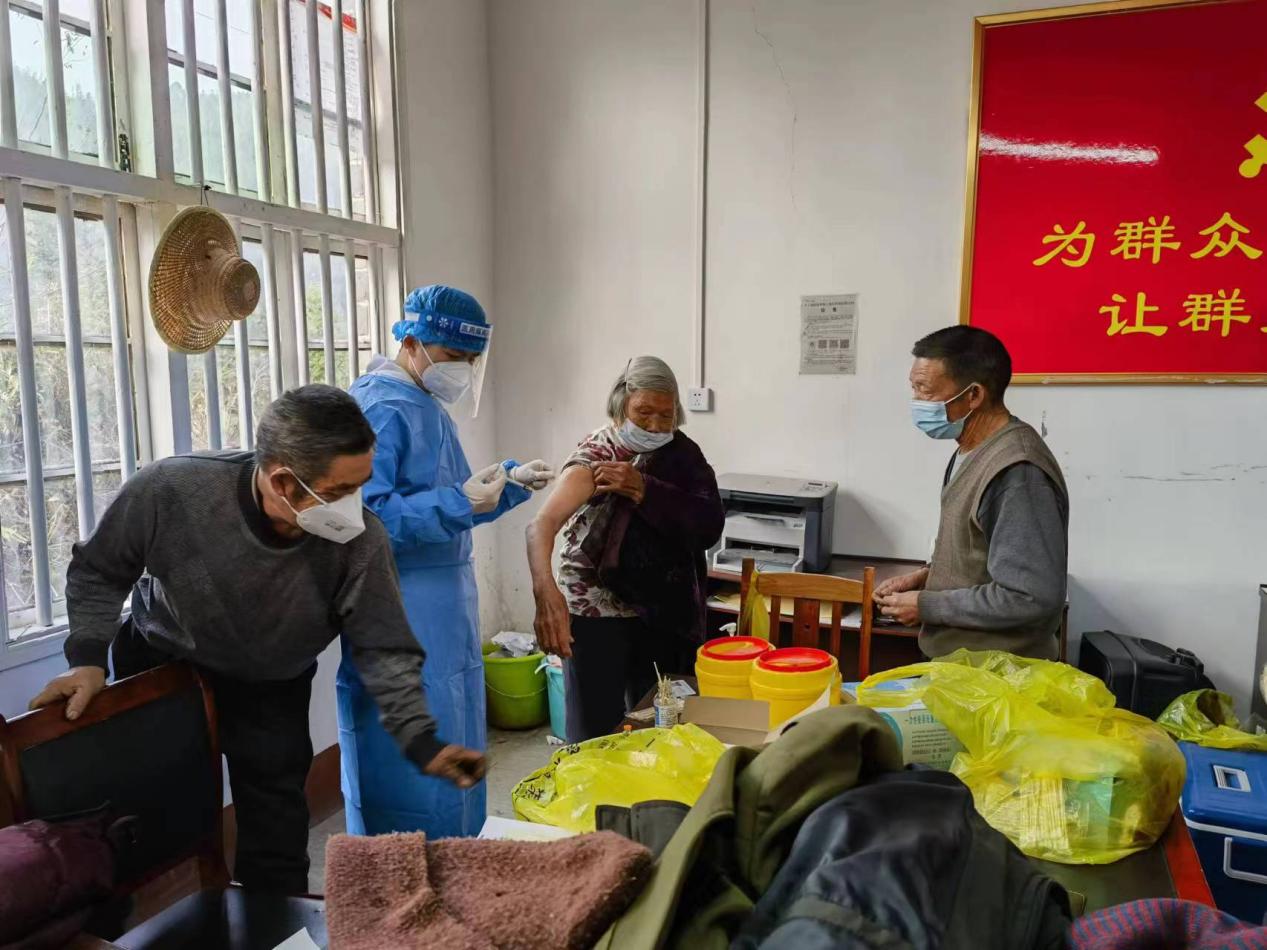 桐山乡：有序推进疫苗接种 筑牢安全健康屏障