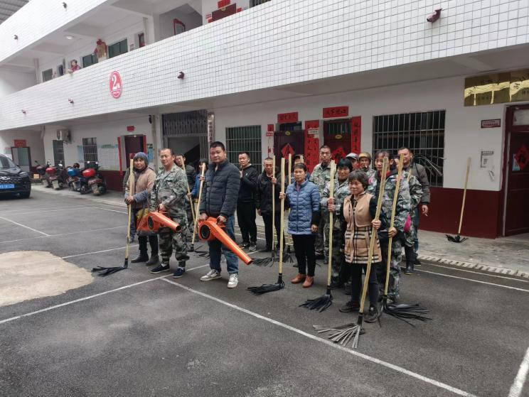 防患于未“燃”——杨林镇开展清明期间森林防火应急演练