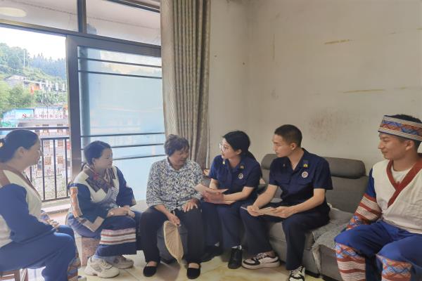 民族团结一家亲 洞口消防暖人心