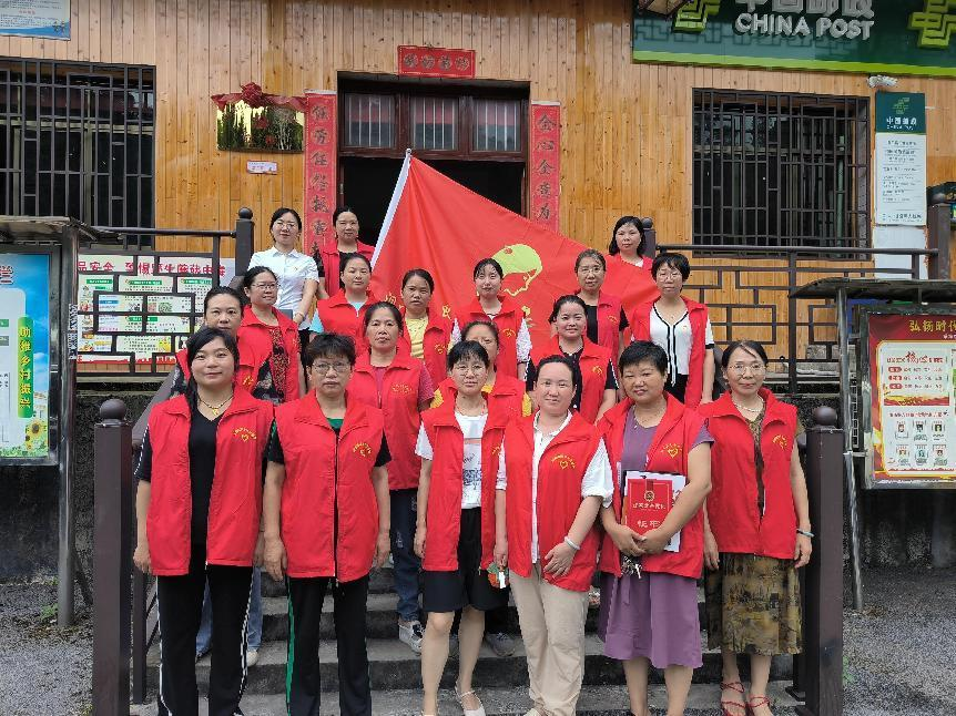 长塘瑶族乡启动“洞口妈妈”护蕾成长志愿服务活动