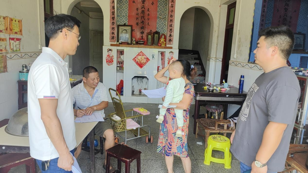 长塘瑶族乡深入开展民族团结进步宣传活动