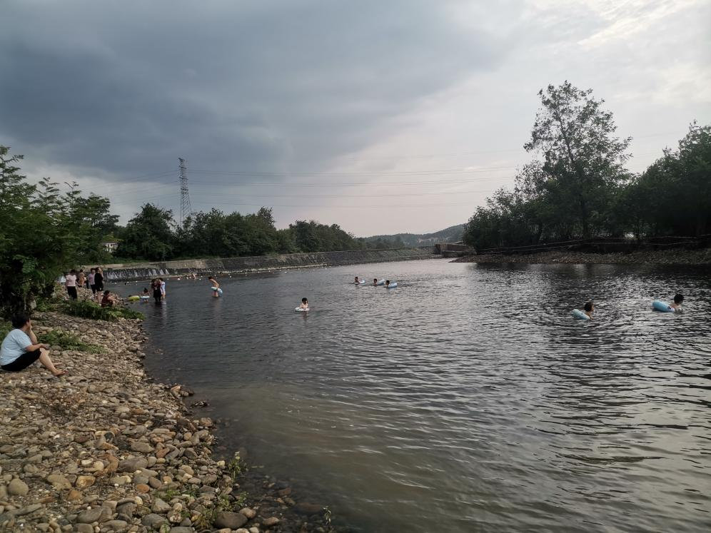 石江镇：开放性安全水域进农村  疏堵结合防溺水