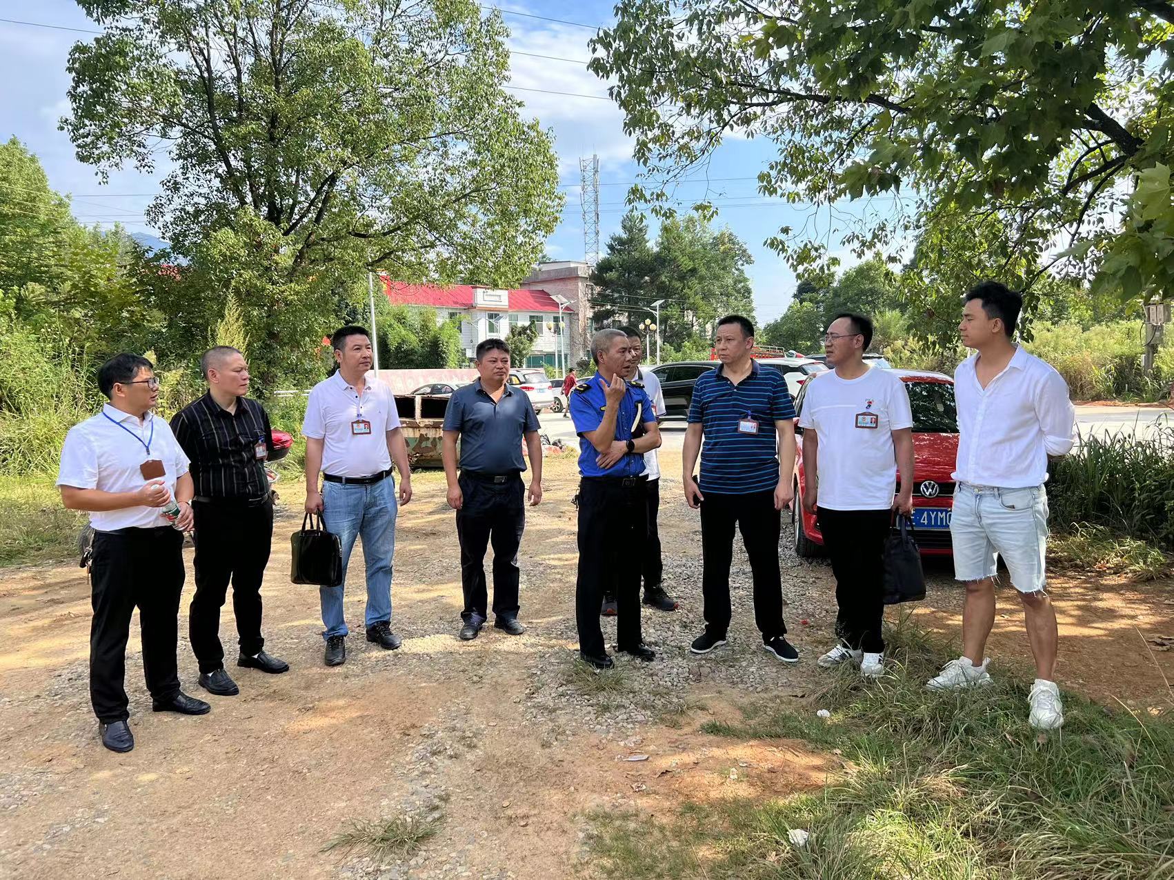 文昌街道开展改善生态环境专项民主监督“委员活动日”活动