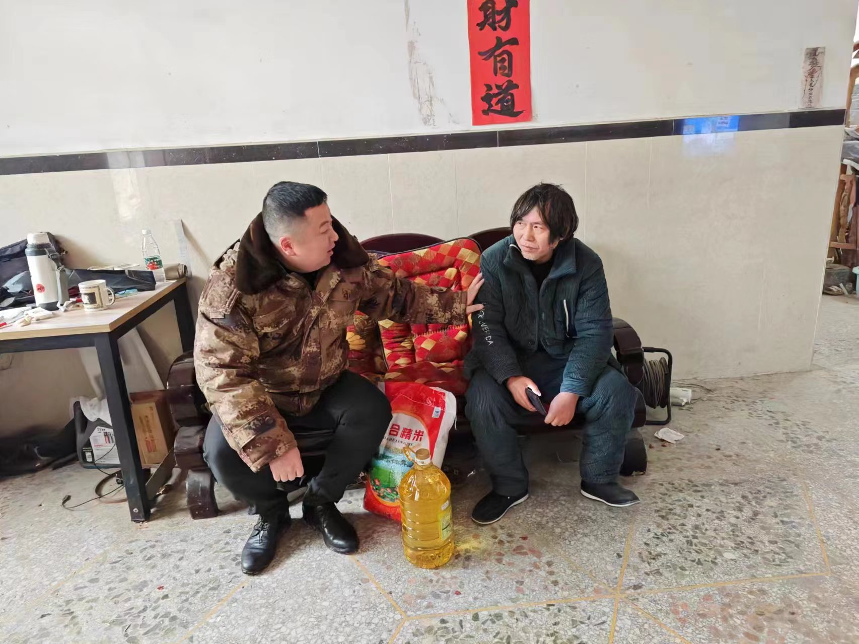 山门镇开展“幸福敲门 平安到家”专项行动
