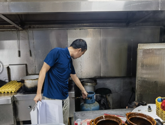 洞口县黄桥镇：持续开展燃气安全专项整治行动